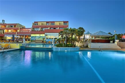 Baia Cristal Beach & Spa Resort