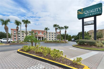 Quality Inn & Suites Near the Theme Parks